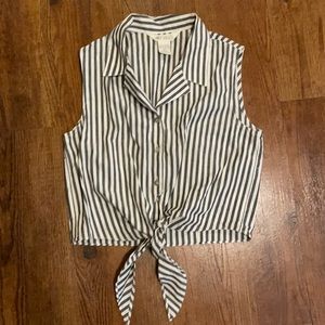 Gray blue stripes button up crop top